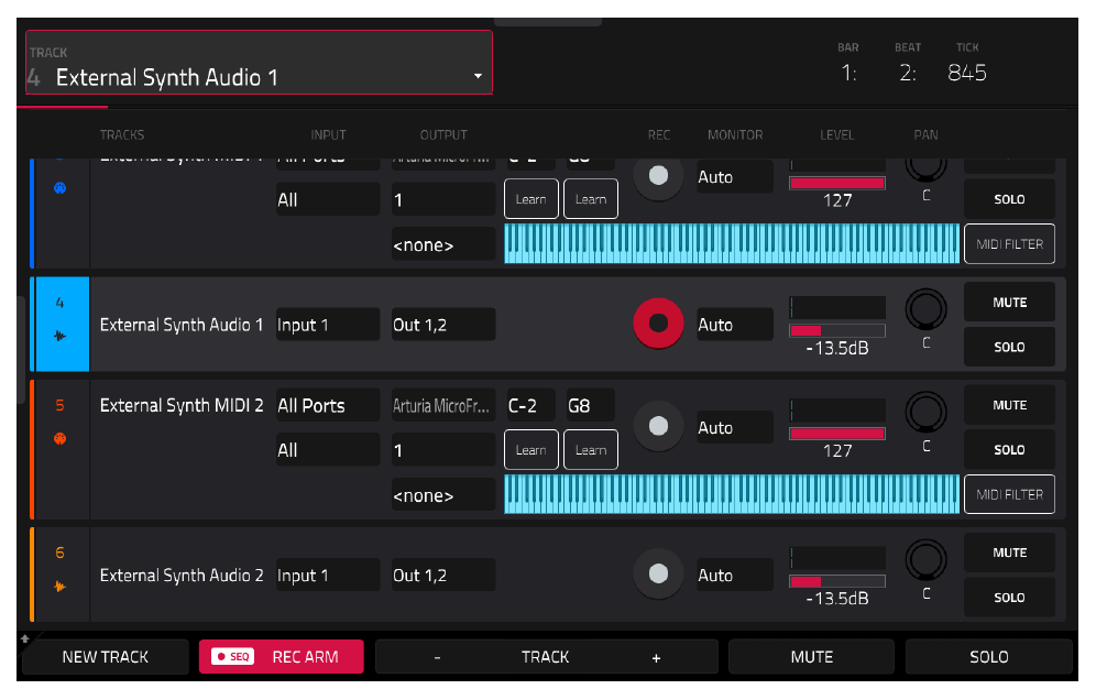 TRACK VIEW: несколько MIDI и аудиодорожек синтезаторов